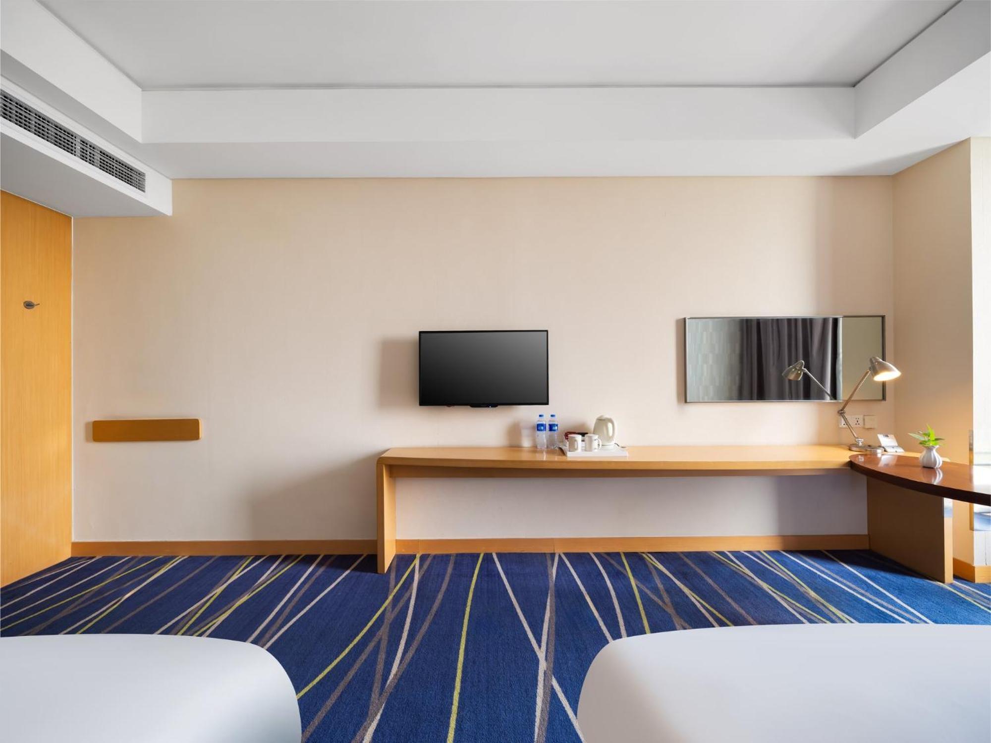 Holiday Inn Express Zhengzhou Airport By Ihg Xinzheng  Εξωτερικό φωτογραφία